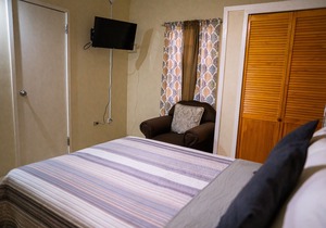 Connie's Comfort Suites