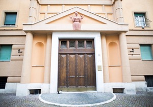 Constantine Third Residence, Rome St. Peter