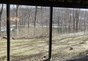 Contact Free Check in/out, Private Access, Short Walk to Lake, Minutes to Pool!
