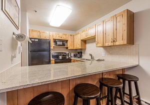 Conveniently located in Breckenridge, Garage Parking!