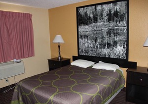 Coratel Inn & Suites Stillwater - 1 King Bed Non-Smoking