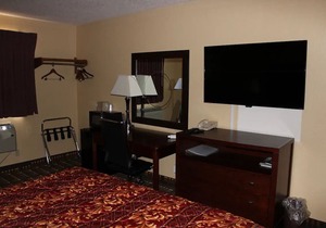 Coratel Inn & Suites Stillwater - Deluxe 1 King Bed Non-Smoking