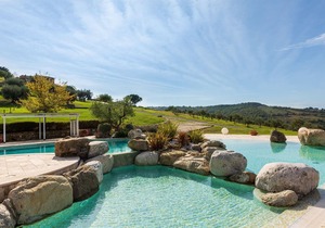 Cortile, Fattoria la Pieve, Roccalbegna, Grosseto and Maremma