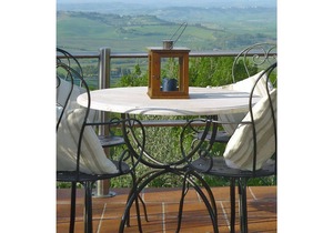 Cosy apartment in villa with WIFI, pool, TV, terrace, pets allowed, panoramic view and parking