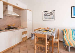 Cosy Holiday Home in Rosolina near Sea Beach