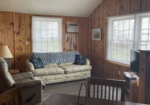 Cottage 5 on Beautiful Fox Lake!