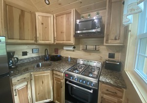 Cottage "5th Lake" 2-Bedroom, Waterfront Cottage at The Lakes Old Forge