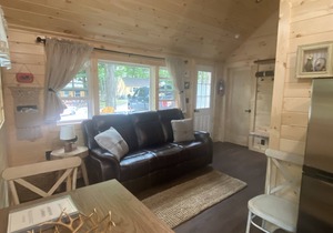 Cottage "5th Lake" 2-Bedroom, Waterfront Cottage at The Lakes Old Forge