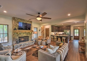 Cottage in Gated Community: Hike, Fish, Golf