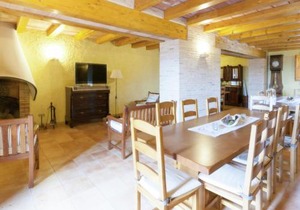Cottage in Maians with Sea View & Pool