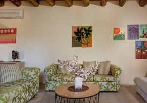Cottage, Maheri