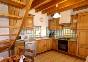 Cottage with fireplace, garden, and Wi-Fi in Les Salles