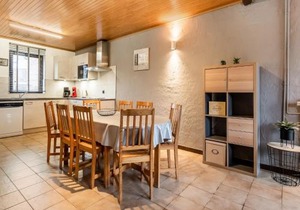 Cottage with Garden, Lessive