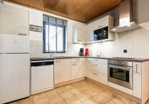 Cottage with Garden, Lessive