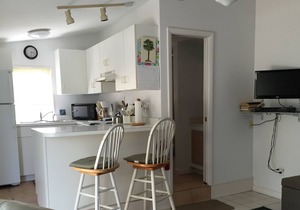 Cottage with Pool and Boat Dockage just minutes to Key West!