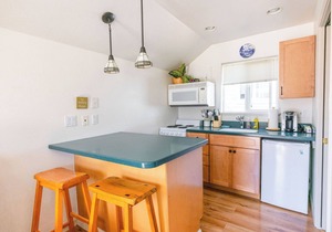 Cottages on Monastery – A Downtown Sitka Retreat