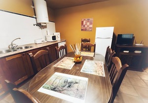 Country House 'Casas Rurales El Viejo Castaño 1' with Mountain View, Wi-Fi and Air Conditioning