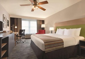 Country Inn & Suites by Radisson Galena IL