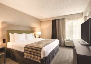Country Inn & Suites by Radisson, La Crosse, WI