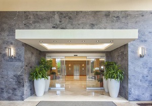 Courtyard by Marriott Isla Verde Beach Resort