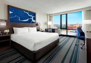 Courtyard by Marriott Boston Cambridge