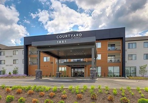 Courtyard Lexington South/Hamburg Place