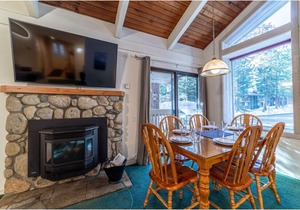 Cozy 1Bed+Loft Condo in Desirable Horizons 4