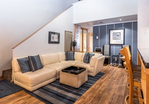 Cozy 1Bed+Loft Condo in the Heart of Mammoth Town