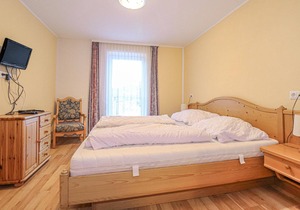 Cozy apartment for family or friends couples.