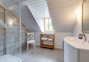 Cozy, bright attic apartment (50sqm) on Lake Erlaufsee