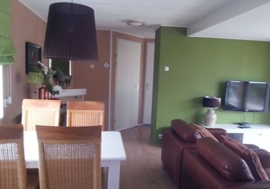 Cozy chalet with dishwasher, near the Wadden Sea