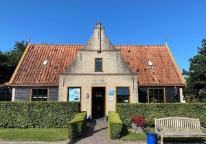 Cozy chalet with dishwasher, near the Wadden Sea
