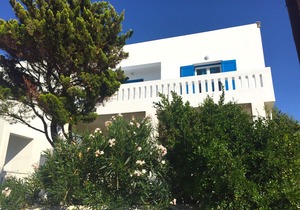 Cozy & comfy Apt with Sea View in Chora Andros