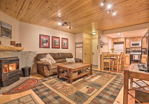 Cozy Family Condo in Mammoth Lakes w/Balcony