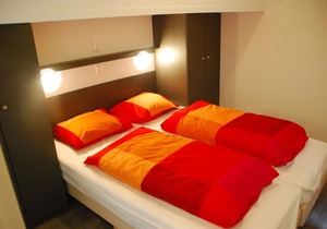 Cozy lodge with dishwasher in a holiday park in the Achterhoek