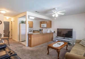 Cozy Oak Shores Unit 115 in Biloxi - Perfect for a Nice Getaway!