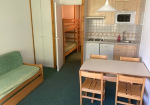 Cozy Studios in Tignes - Ideal for Families and Friends, Close to Ski Lifts and Shops