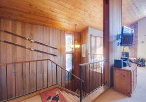 Cozy Townhome Near Skiing with Fireplace & Shared Pool, Hot Tub Access