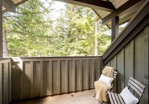 CR16 Private Hot Tub+ Secure Private Garage, Bike to Park+Lost Lake Trails!
