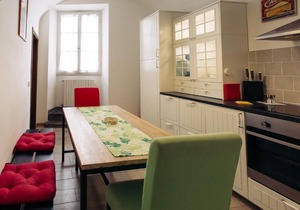 Creative Home SMN Station - Fancy Apartments