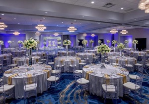 Crowne Plaza Boston - Woburn