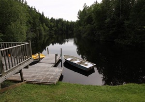 Cuddle Doon -1 Bedroom Cottage Forest & Lake PEI Cottages
