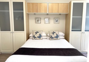 Cute and affordable park side accommodation