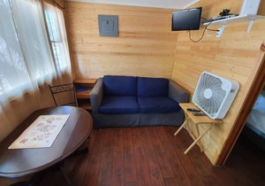 Cute Cottage, 2 min Walk to Beach, BCC #2