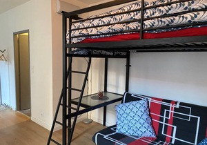 Cute studio in a family building