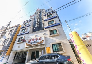 Daejeon Yucheon Full House