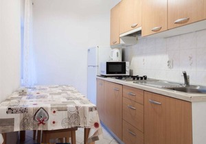 DARA house with apartments / Dara1 APARTMENT