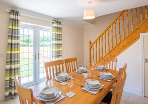 Dawson Park 8 - Uk12667