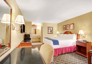 Days Inn by Wyndham Memphis at Graceland