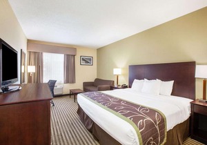 Days Inn by Wyndham Brewerton/ Syracuse near Oneida Lake